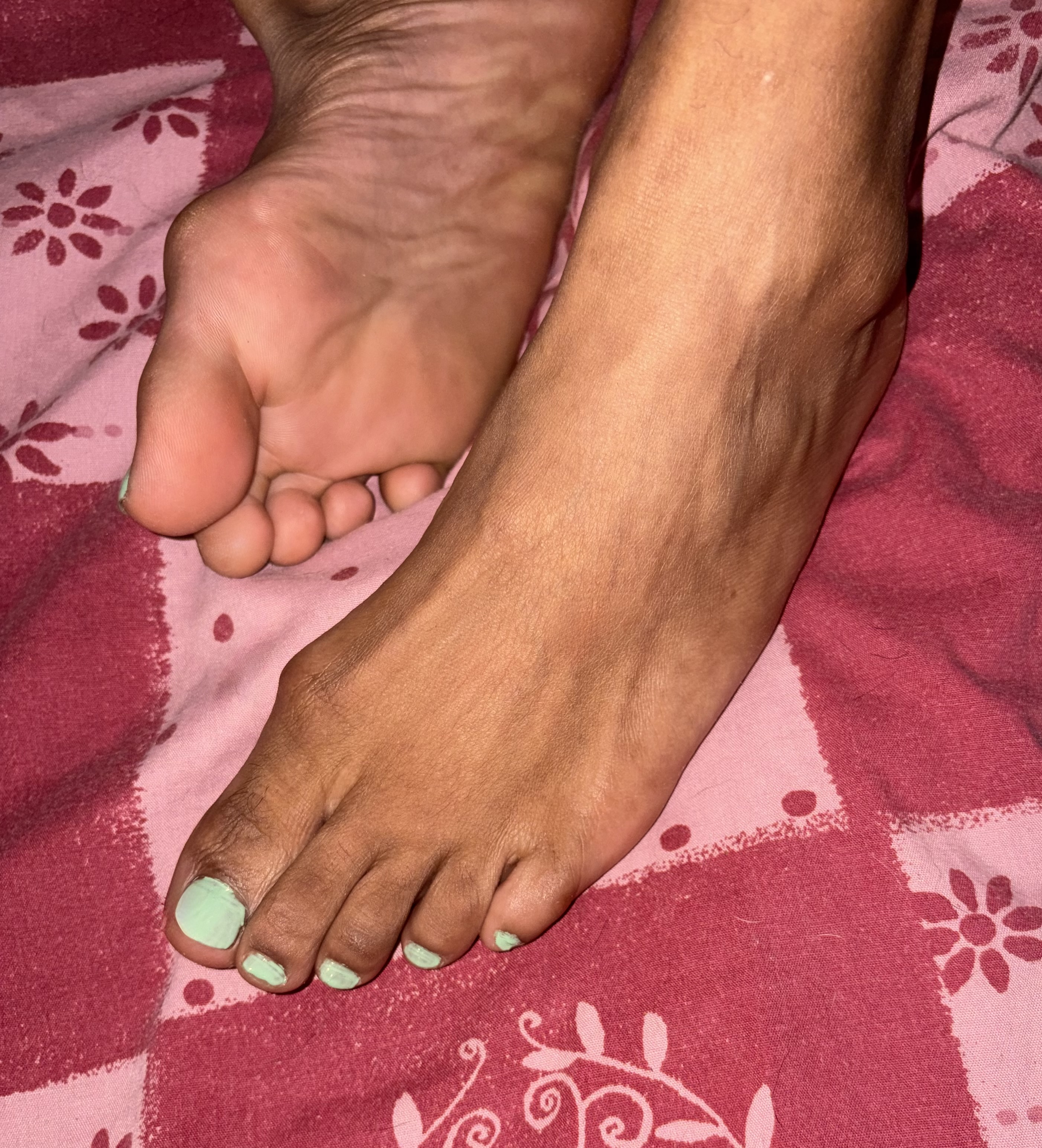 @QueenYara9