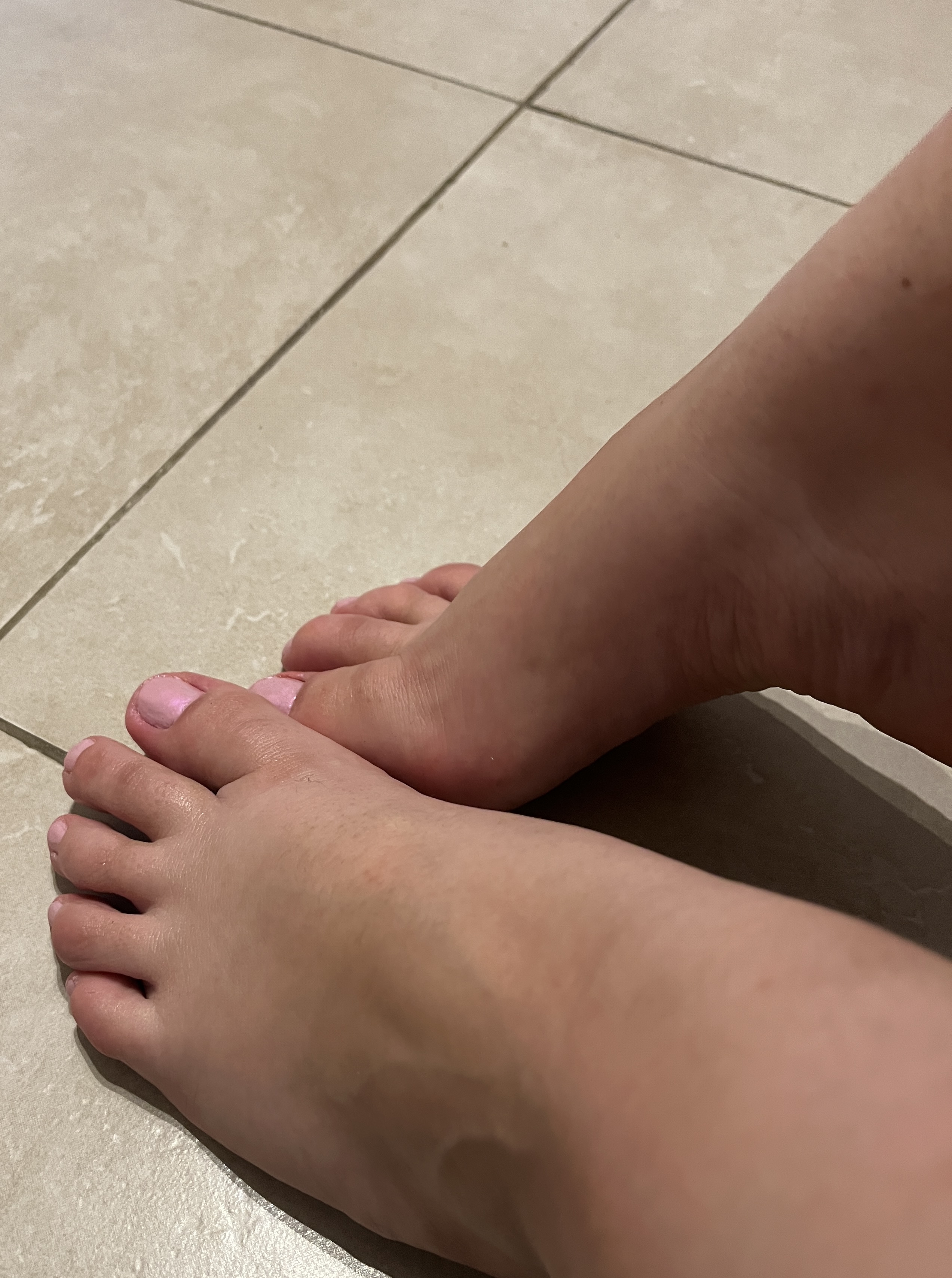 @FeetVelour