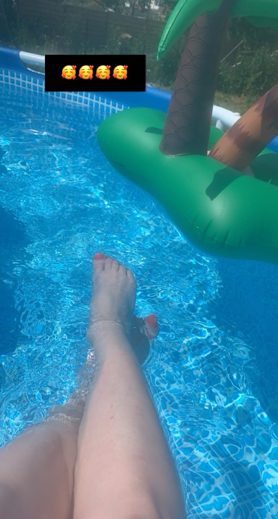 @Cuties_feet