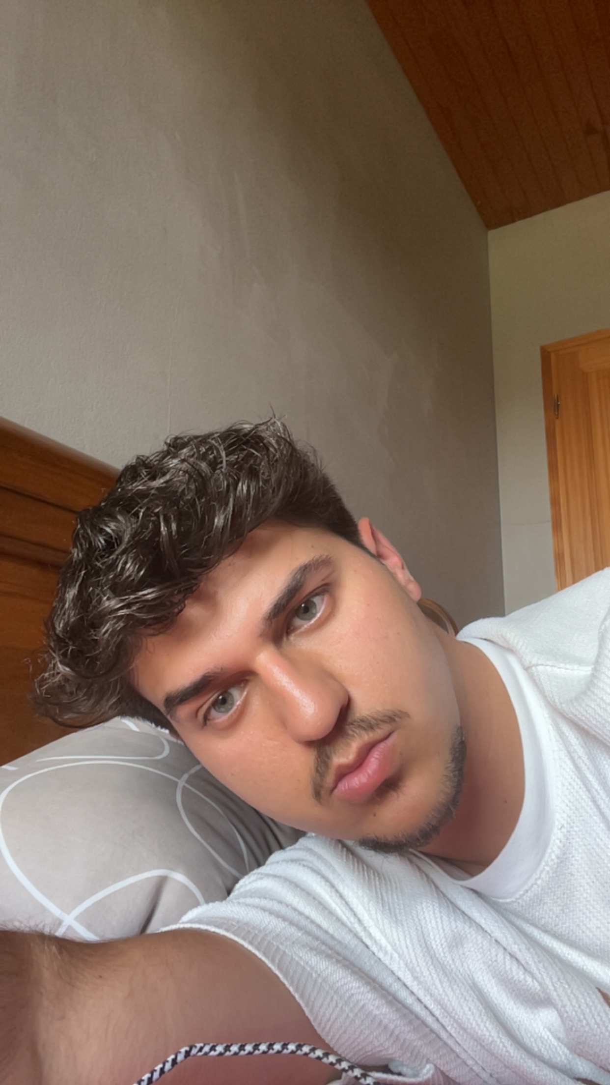 @benitofeet