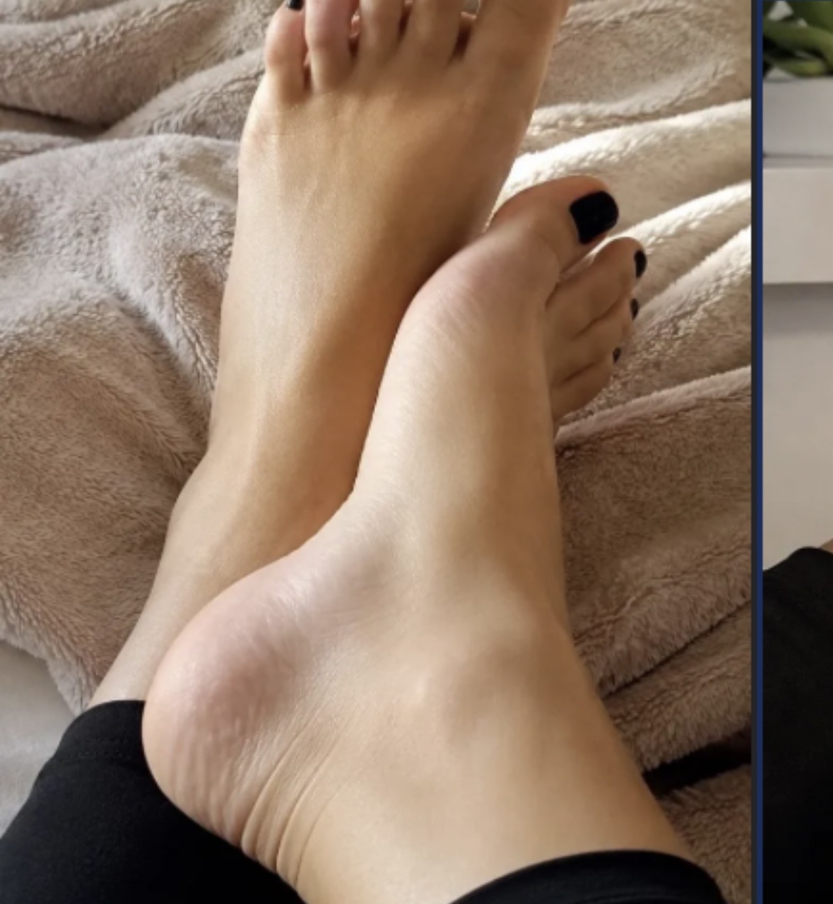 @Nora_alma