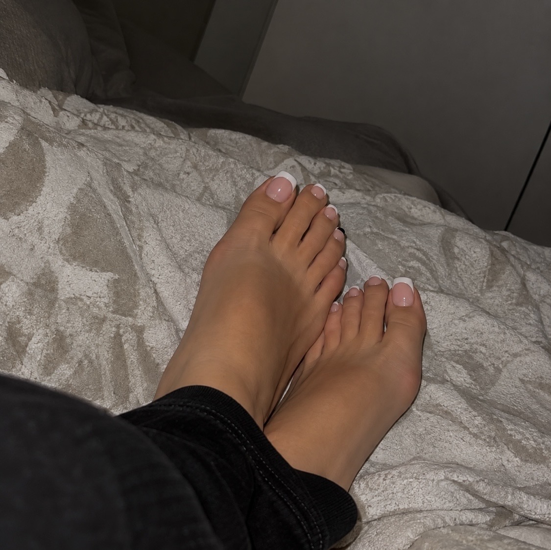 @LilySoles