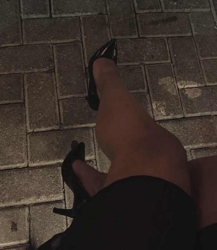 @Ladylo